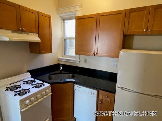 Building Photo - 38 Hemenway St Rental