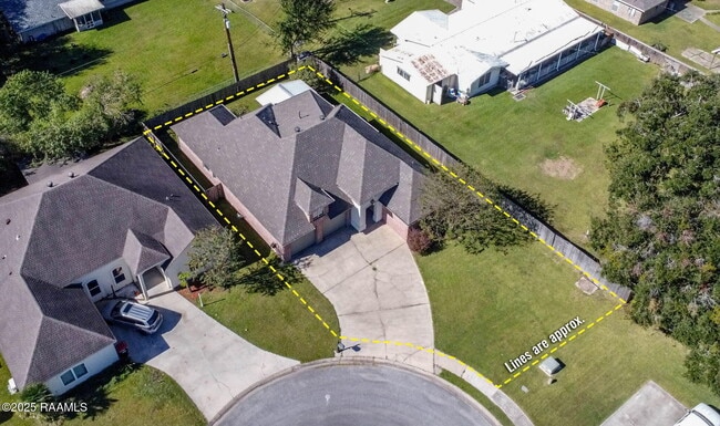 Photo - 205 Lo Saab Cove