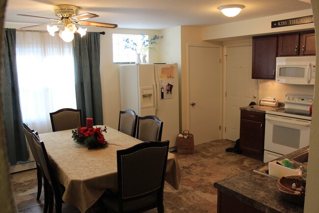 Photo - 14455 Jefferson Ave Unit 1E