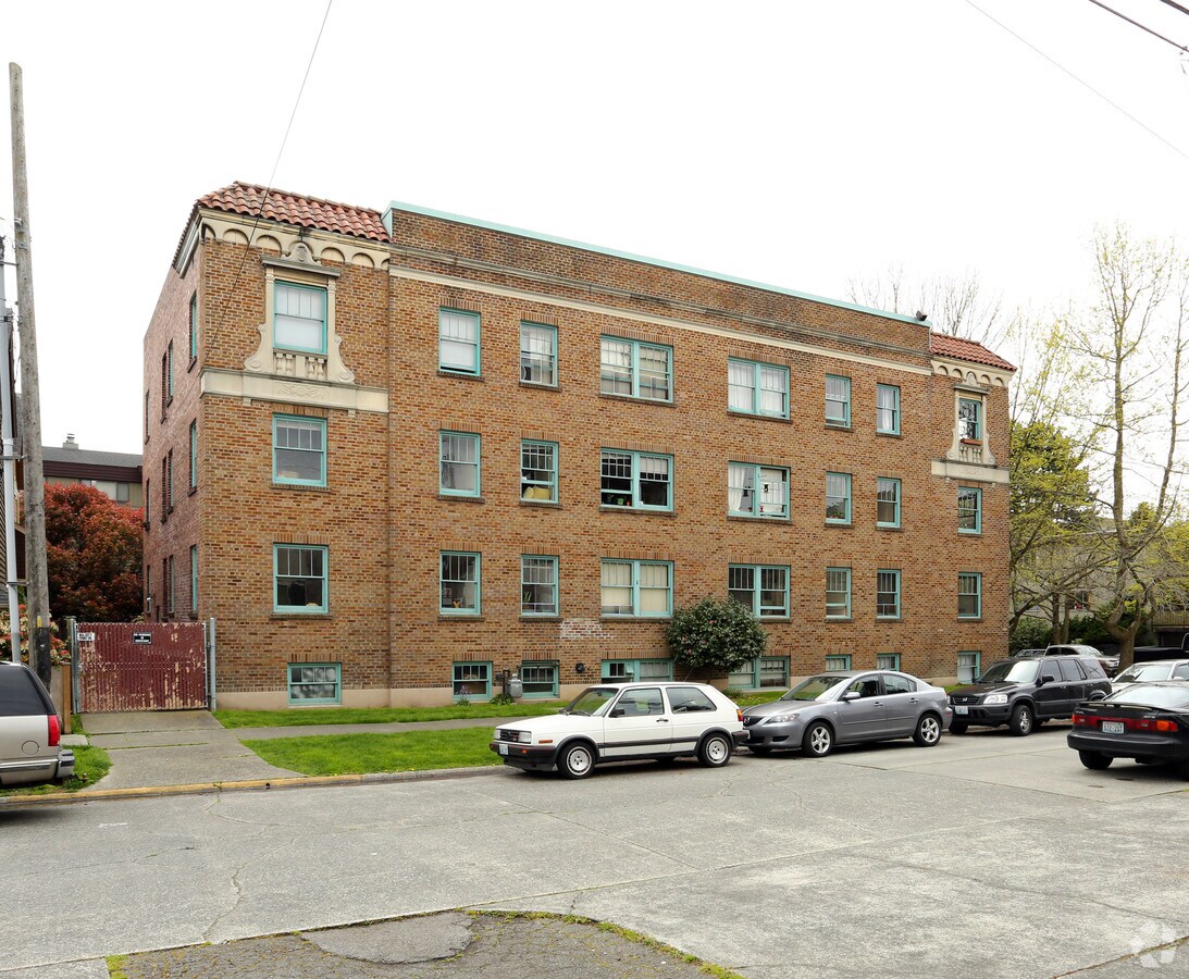 Photo - Lauren May Apartments