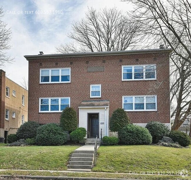 Building Photo - Cozy 2-Bedroom Apartment in Oreland, PA Unit C