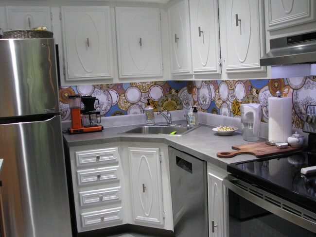 Building Photo - 2600 S Kanner Hwy Unit W8