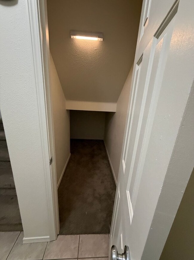 Photo - 3 bed 3.5 bath Townhome available on Rd 68!