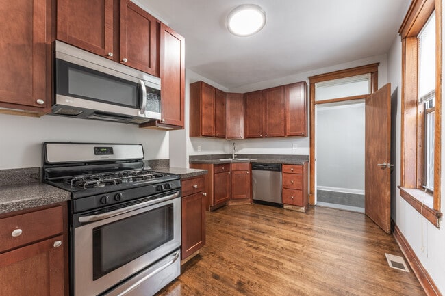 Photo - 3620 W Grace St