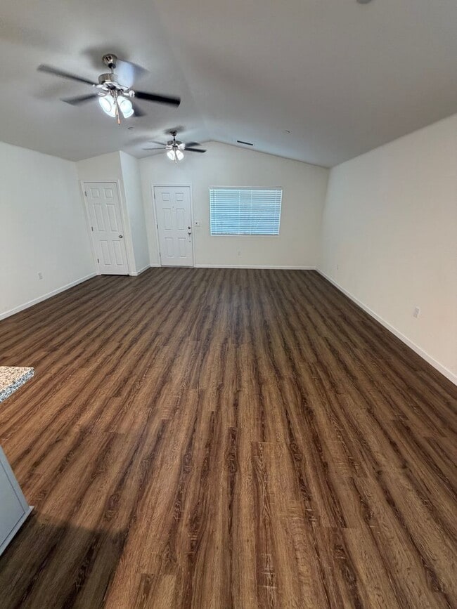 Photo - *Move in special* First month's rent is on us!! move in by 8/1/2026