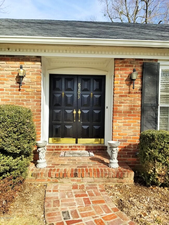 Photo - 8203 Camberley Dr