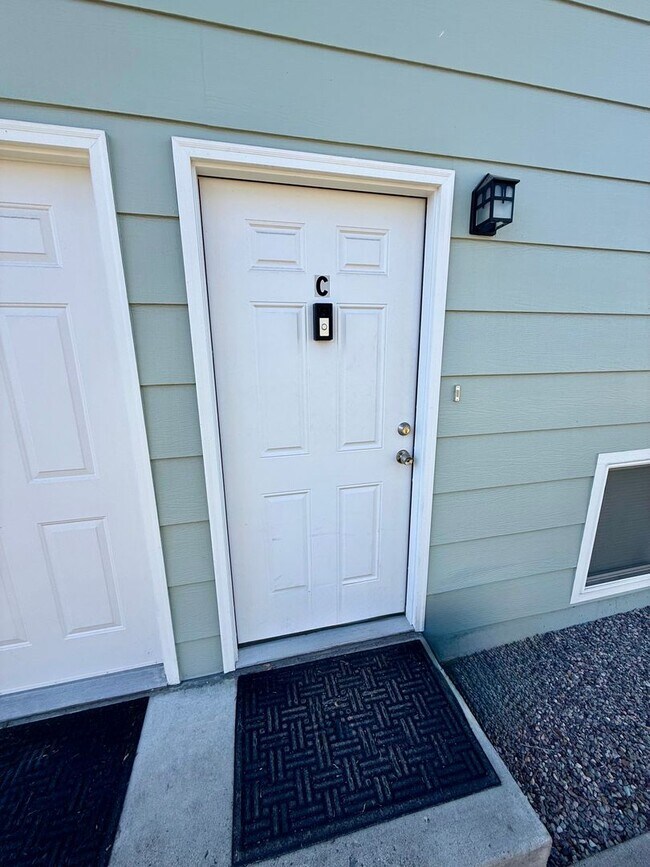 Photo - 1837 S 8th St W Unidad C