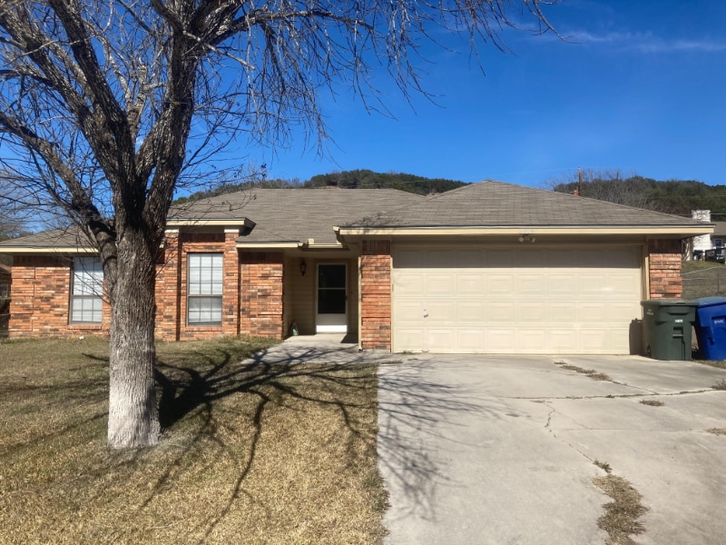 Photo - 2319 Whitney Dr