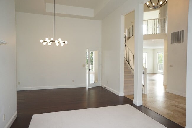 Photo - Exquisite NW Portland 4 bedroom with panoramic views