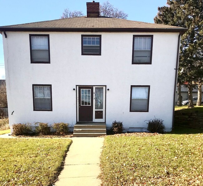 Building Photo - 615 N Minnesota Ave Unit 02 Rental