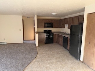 Kitchen - Howard Apartments