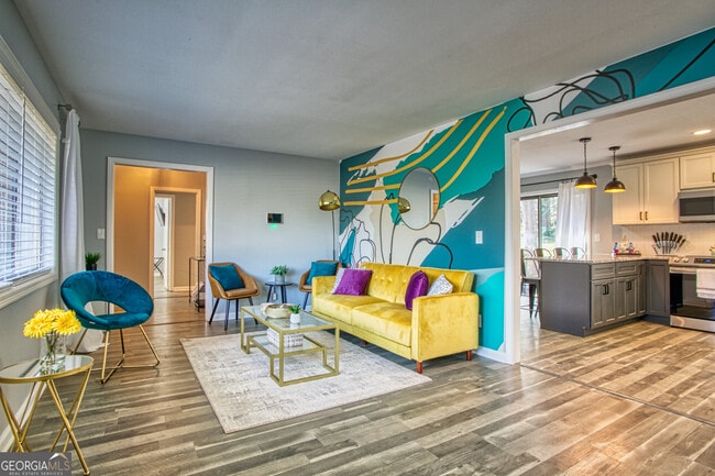 Photo - 3095 Riders Trail