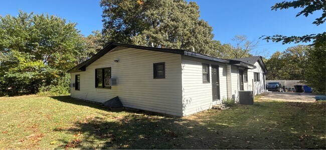 Photo - 381 Summerhill Rd