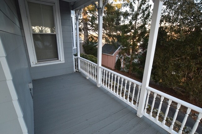Photo - 84 Crescent Ave