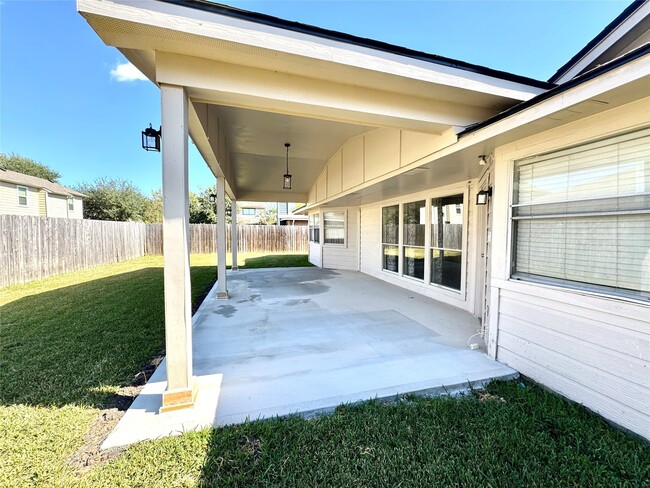 Photo - 2510 Carriage Ln