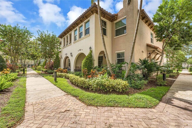 Photo - 2957 St Thomas Dr