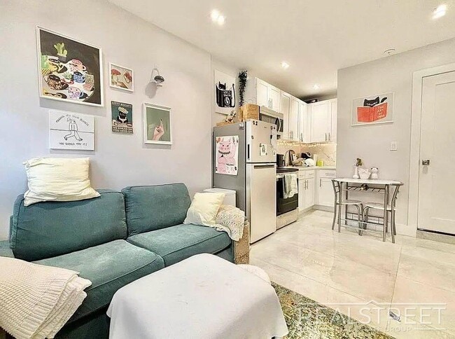 Photo - Brand New Gorgeous 1.5 bedroom with Centra... Unit 1