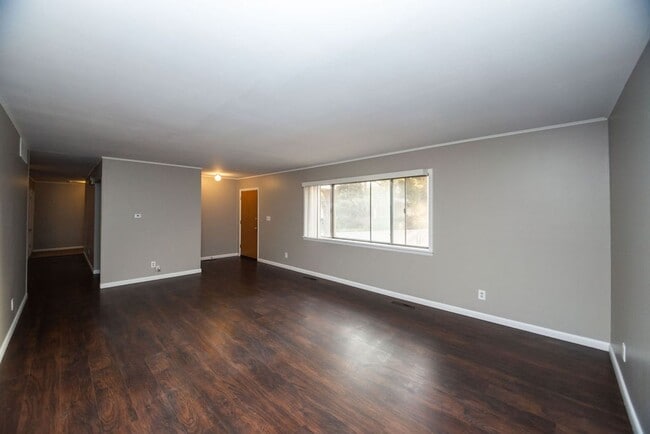 Photo - 1712 S Whitcomb St