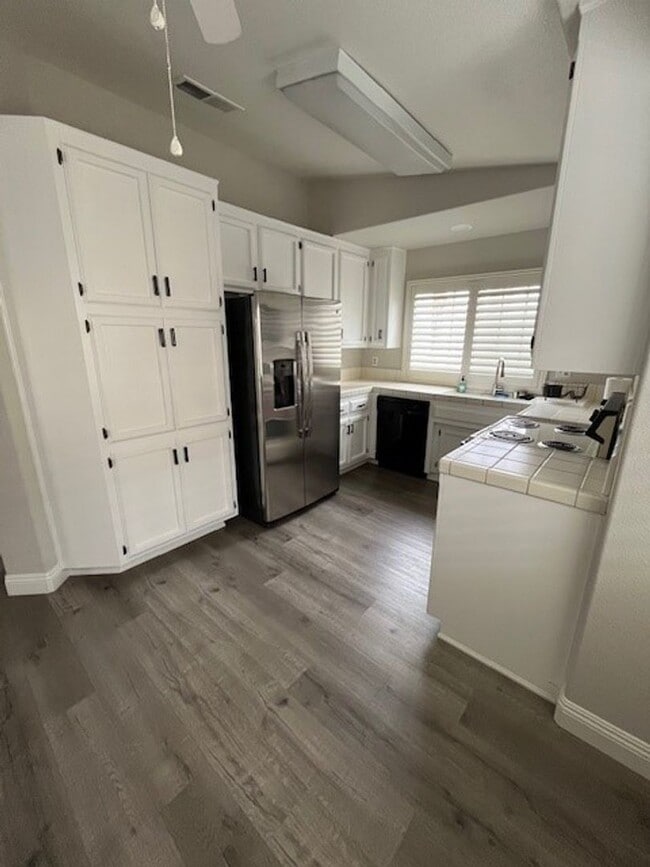 Photo - 8621 Willow Spring Ct