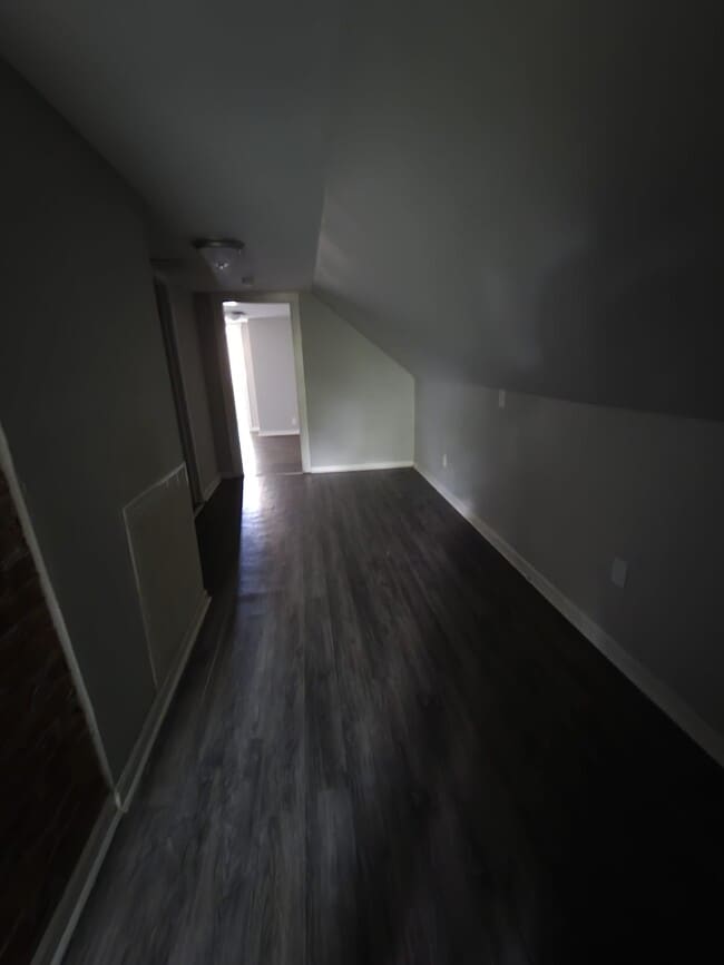 Photo - 64 Gorham Ave Unidad 3