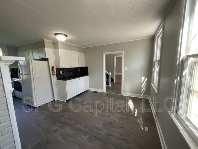 Photo - 12986 Main St