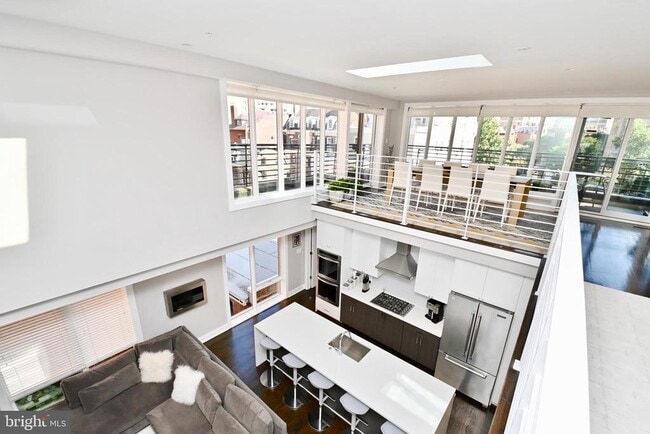 Photo - 2012 Kalorama Rd NW Unit 8