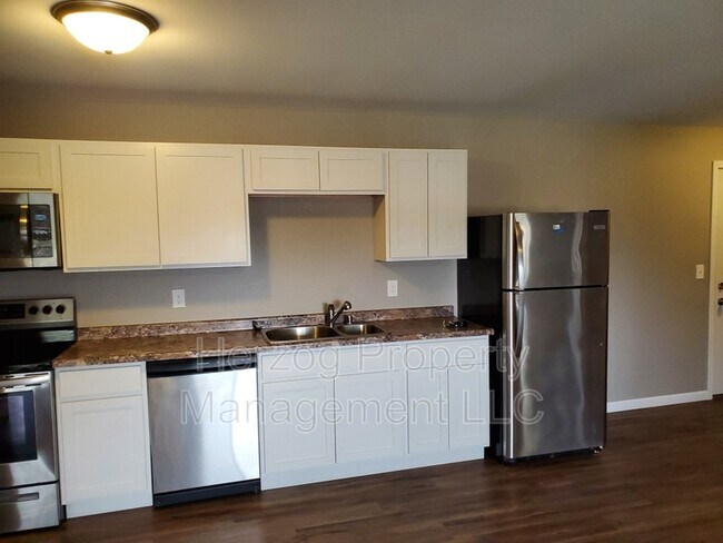 Photo - 418 8th St N Unidad Apt. #305