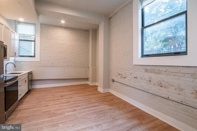 Photo - 1300 S 19th St Unidad 15