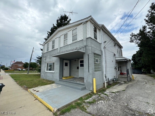 Building Photo - 29407 Euclid Ave Rental