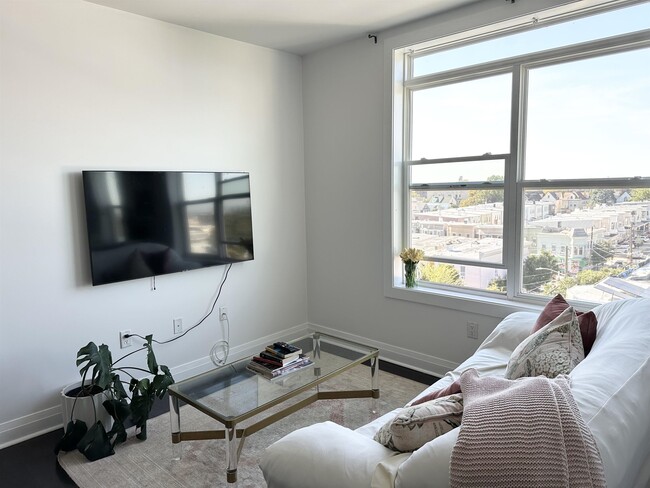 Photo - 1901 Summit Ave Unit 407