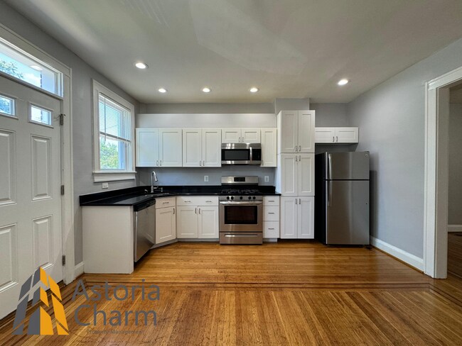 Photo - Modern 3 bedroom 1.5 bathroom House for RENT!