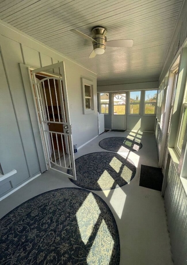 Photo - Spacious 3-Bed Home with Large Front & Backyard – Quiet Madera Living