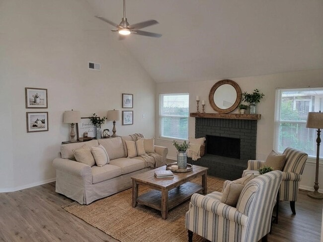 Photo - 6311 Diamond Rock Dr