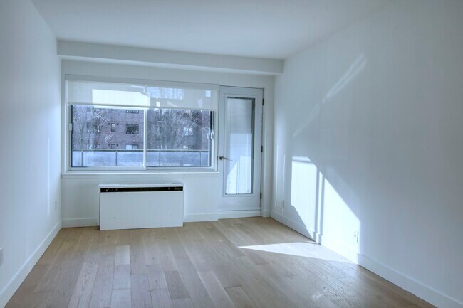 Photo - 4555 Av. Bonavista Unit 410