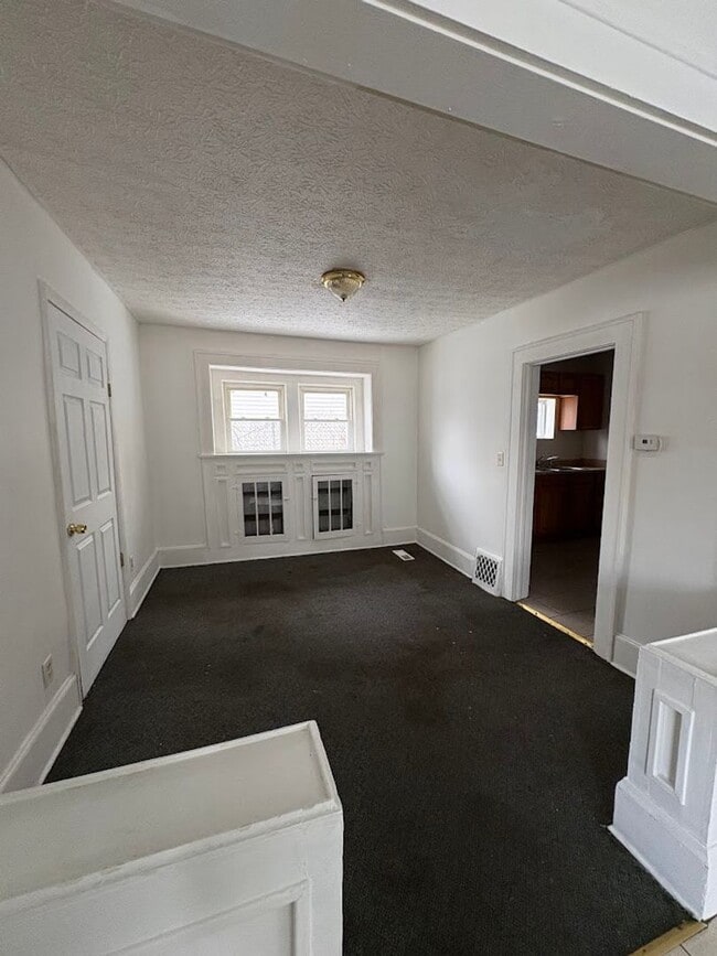 Photo - Three bedroom one bathroom home for rent