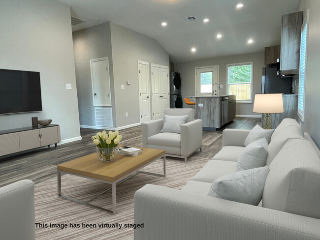 Living Room - Shadowlawn Apartments