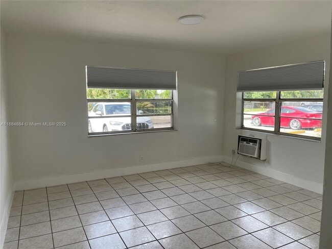 Photo - 6021 Polk St Unit 1