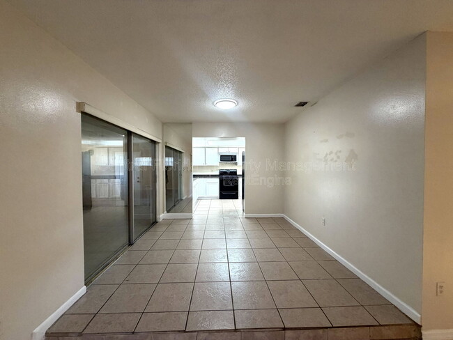 Photo - 1826 Mulberrywood Ct