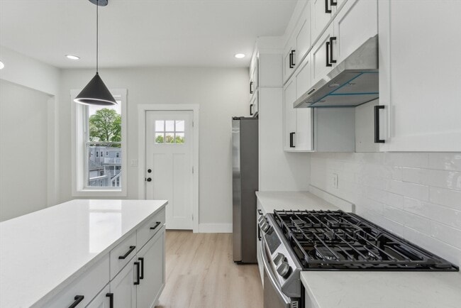 Photo - 47 Brackett St Unit 3