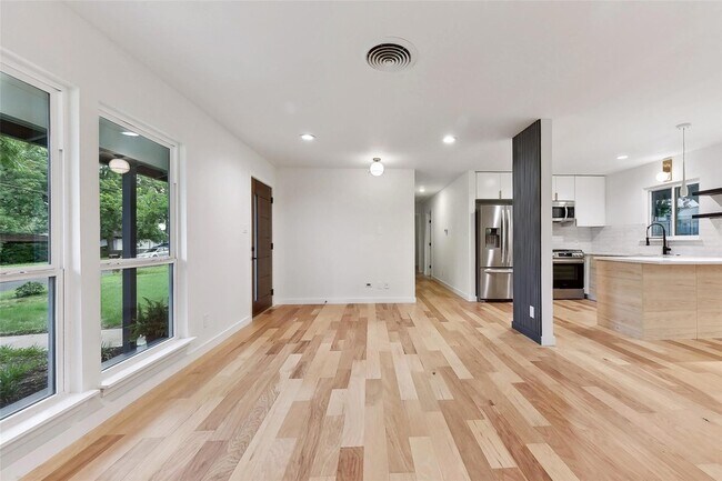 11900 Dove Haven Dr