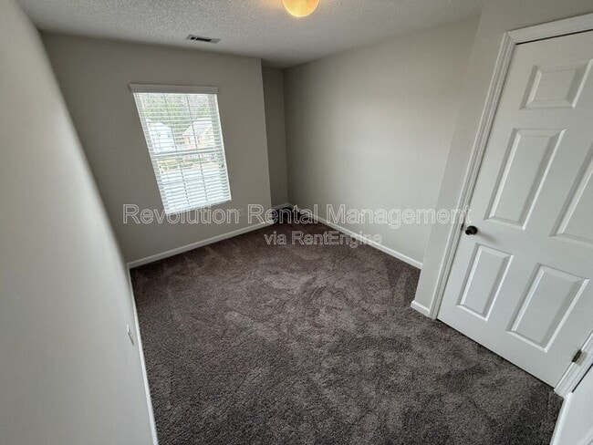 Building Photo - 7270 Oakley Ct