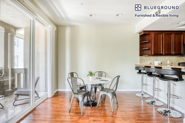 Photo - 725 Modern Ice Dr