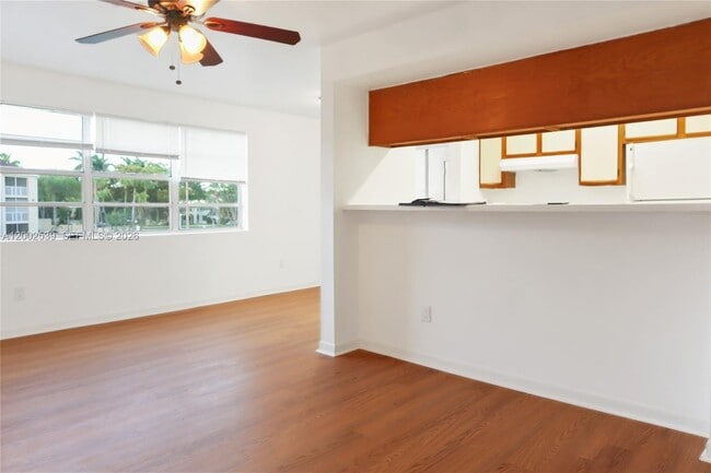 Photo - 15285 SW 107th Ln Unit 208