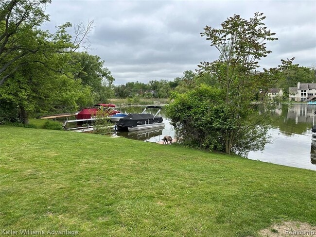 Photo - 4066 Fieldview Ave