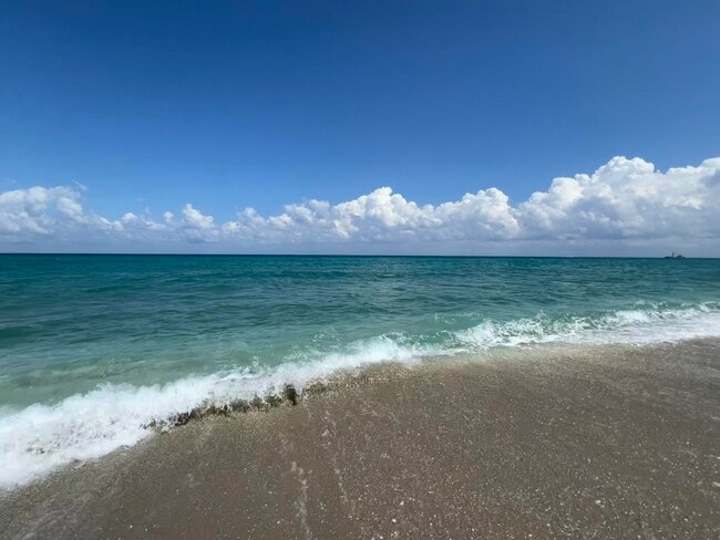 Photo - 5420 N Ocean Dr Unit 1703