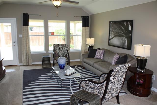 Photo - 2777 Cresent Lake Dr