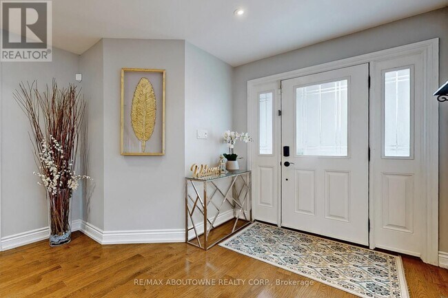 Photo - 2362 Canso Rd