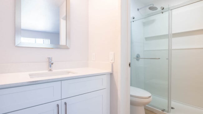 Baño - Oak Park Apartment Homes