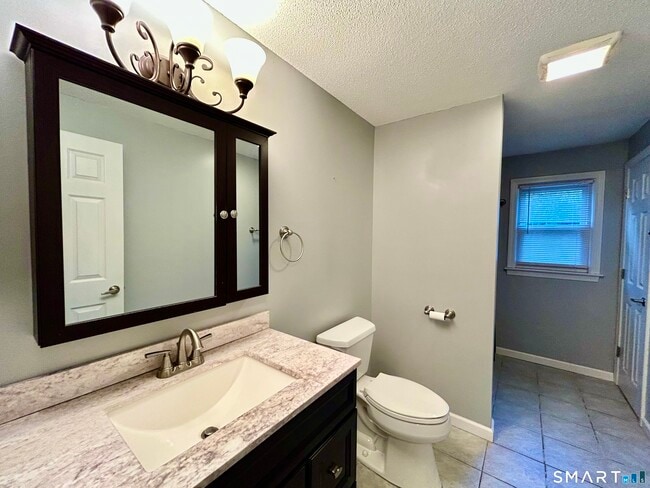 489 Greenwoods Rd