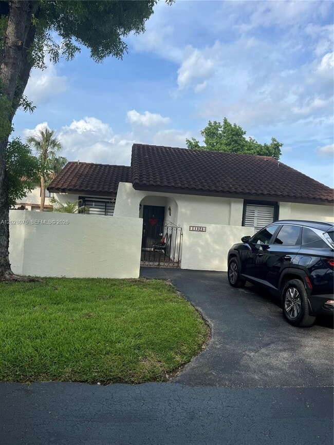 Photo - 11323 SW 133rd Pl